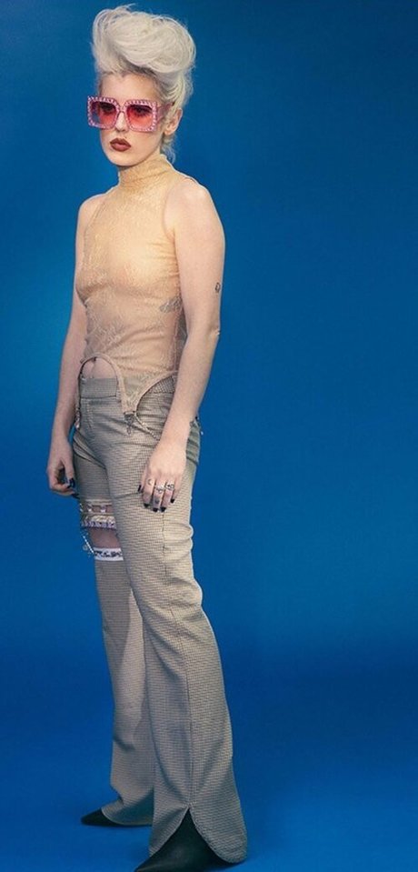 Izzy Phillips pornstar hot images