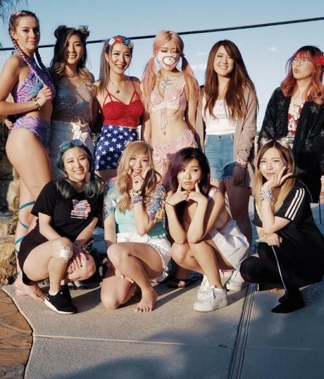 Starsmitten Celine nudes star gallery