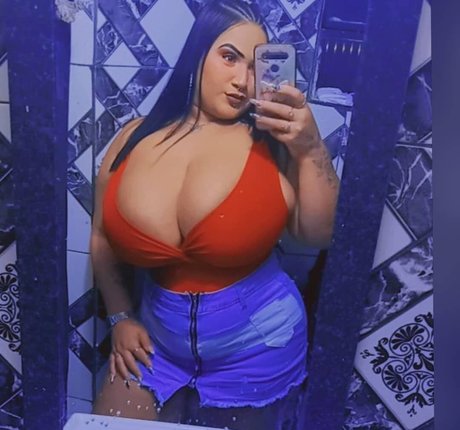 Adriane Esteves pornstar hot pics