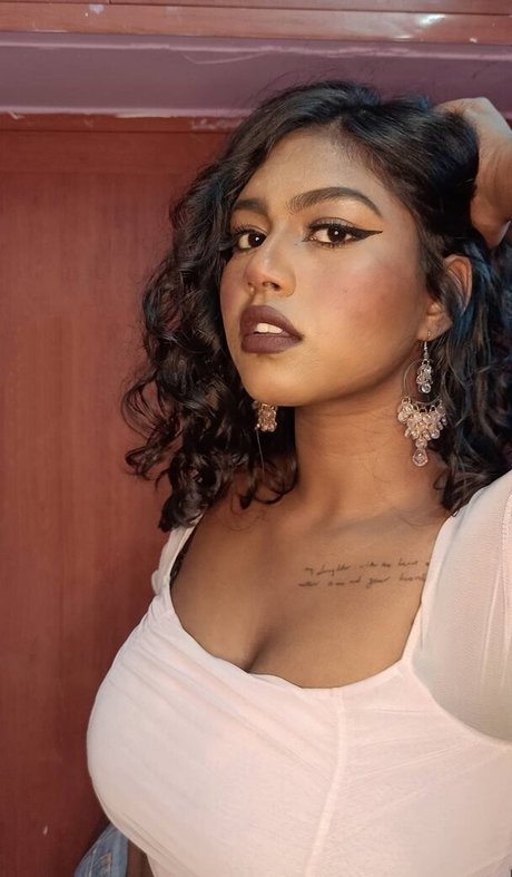 keepinitnejm pretty pornstar images