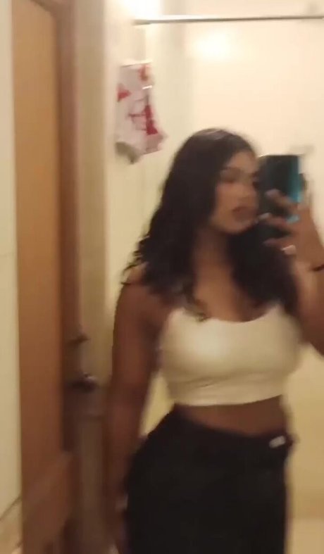 lesbian feet onlyfans porn photo