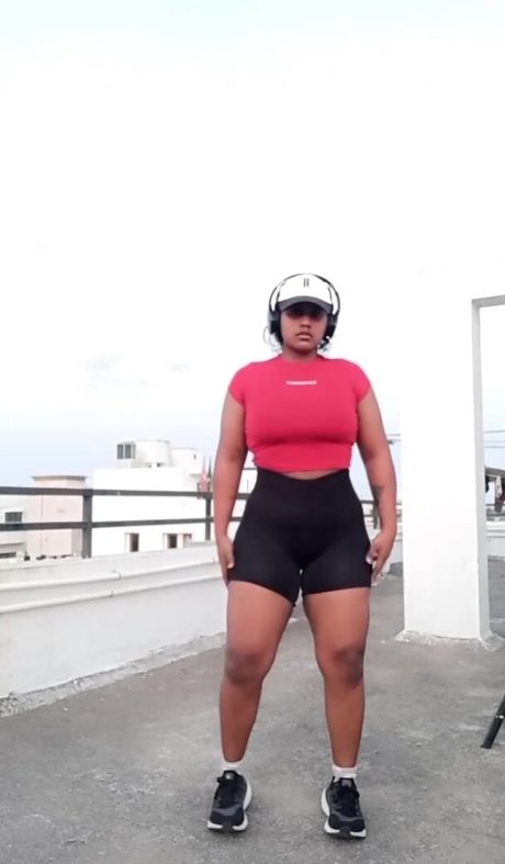 keepinitnejm actress pics