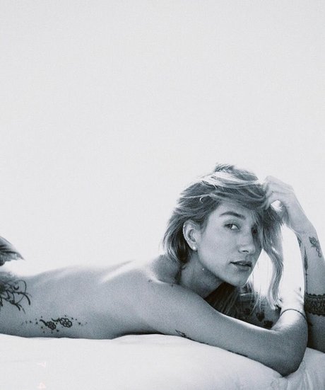 Gabriela Pugliesi star galleries