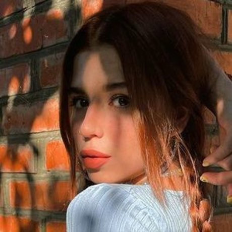 Shuly high quality star galleries