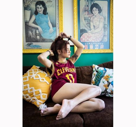 Jessie Cardim nudes star image