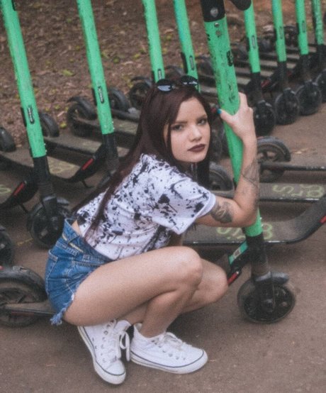 Jessie Cardim model pornographic photos