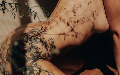 Aliesealieseoff hot star pictures