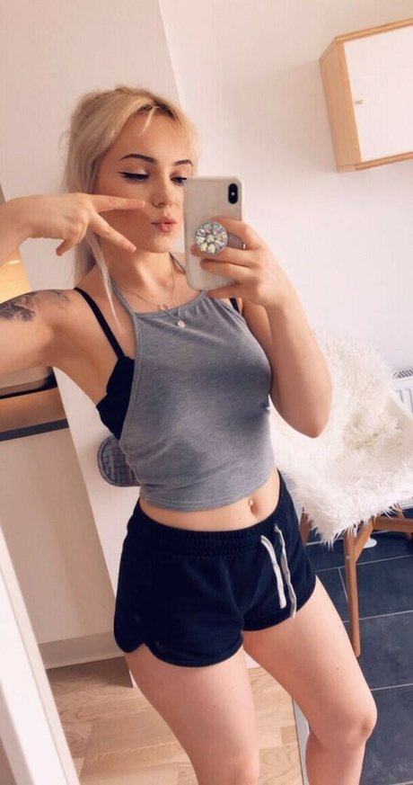 missbaffytwich top star pic