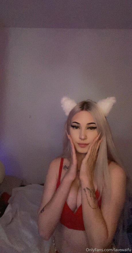 Favewaifu best star pics