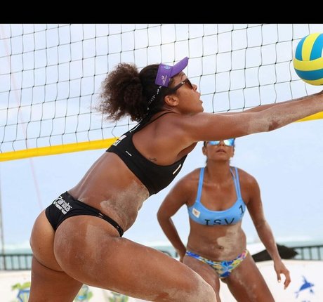 Falyn Fonoimoana model top pictures