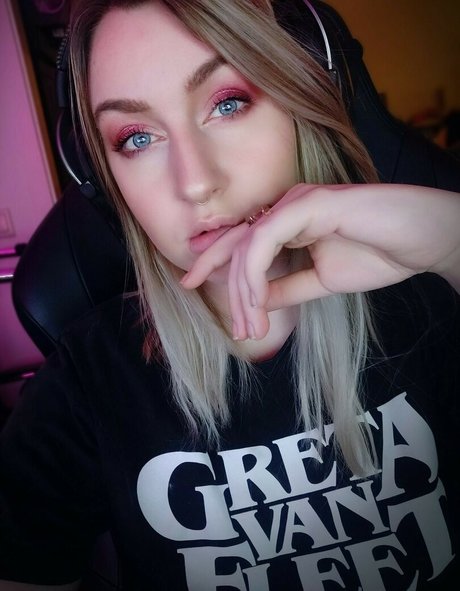 Shannanina exclusive actress images