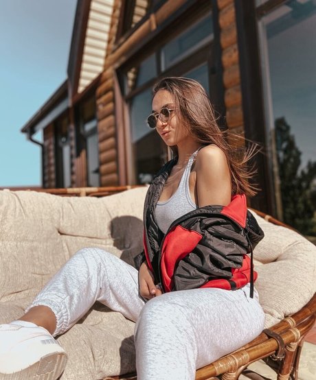 emilyemrata2 star perfect images