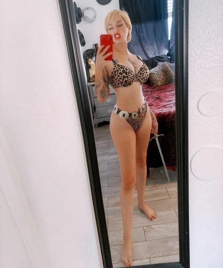 Rocknrollcleopatra pornstar top galleries