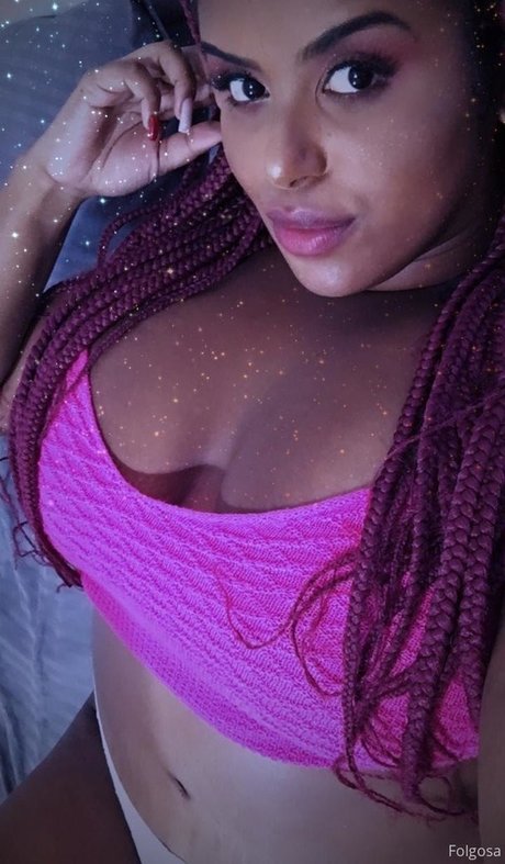 Folgosa model beautiful pictures