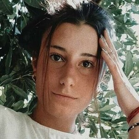 Flor Laneve beautiful star photos