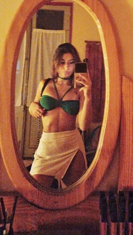 Flor Laneve high quality actress archive