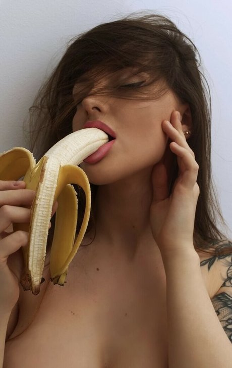 Hasitka_ erotic model pics