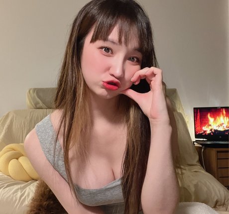 Eunsongs pornstar beautiful image