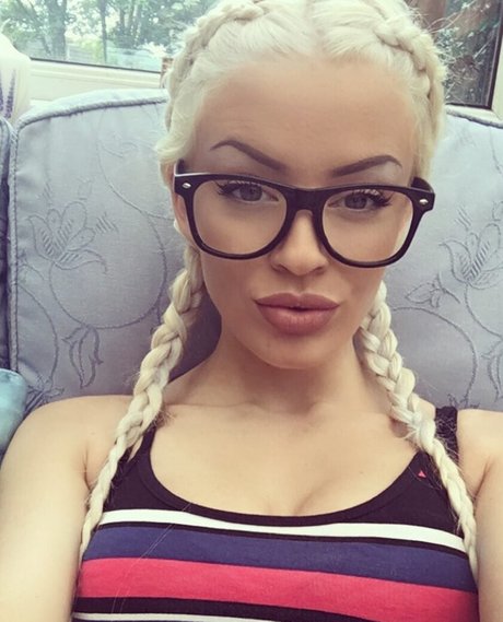 Xcandylashes pornographic star archive