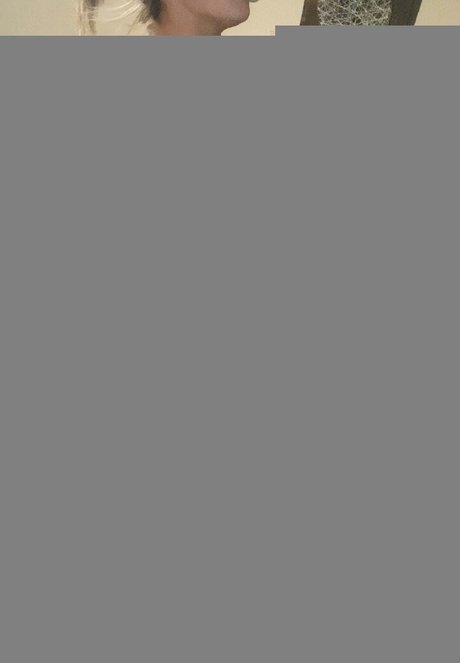 Blueeyesbrielle star sex photo