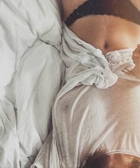 Sophieandjune star sex pic