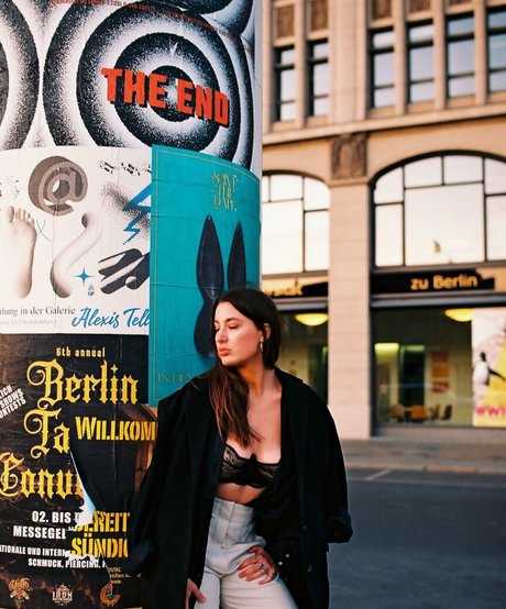 Sophieandjune hot pornstar img