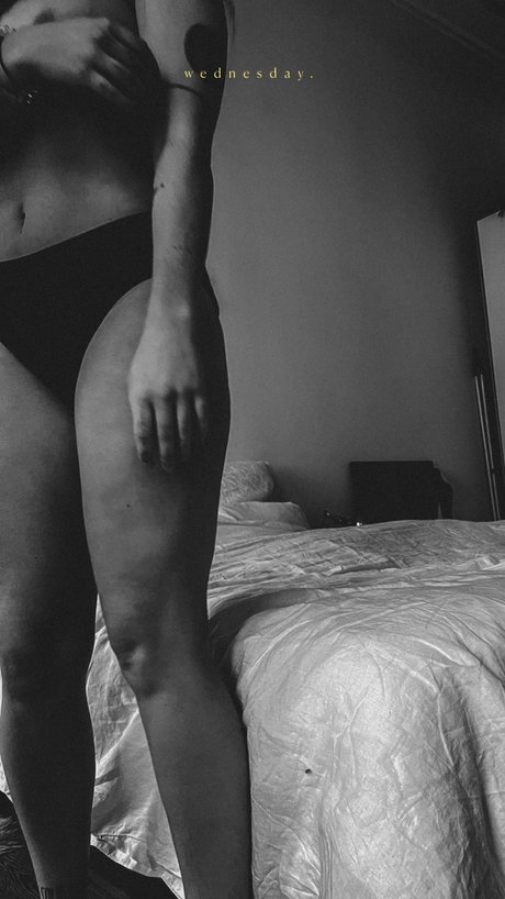 Sophieandjune adult model pictures