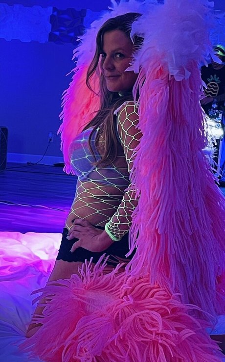 Ash 30815 nude star picture