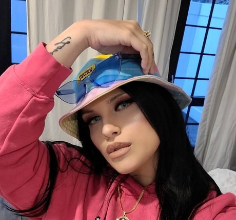 Alyssa Tognetti pornographic star pic