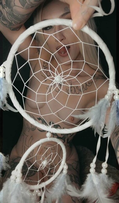 Aiyana Blakeway model pornographic pic