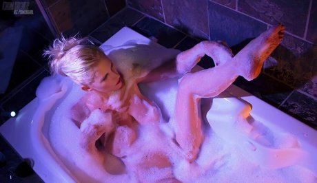 AZ Power Girl model hot picture