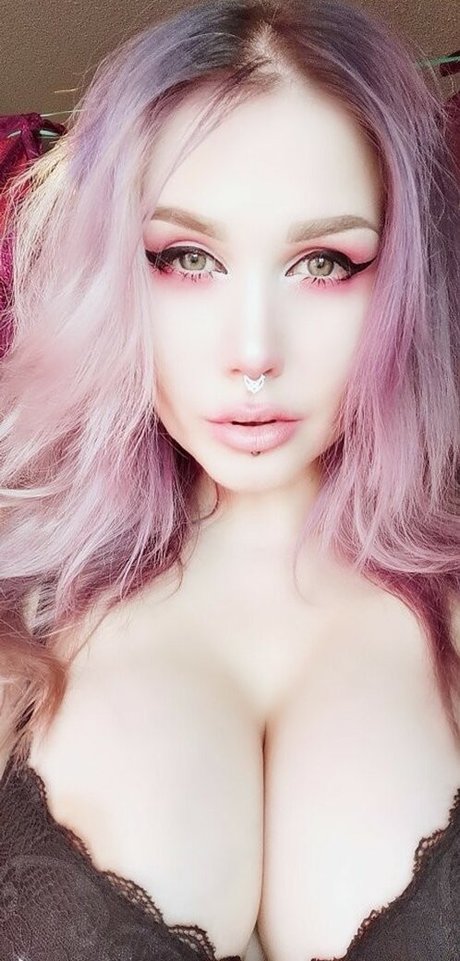 blackthornwitch xxx pornstar gallery