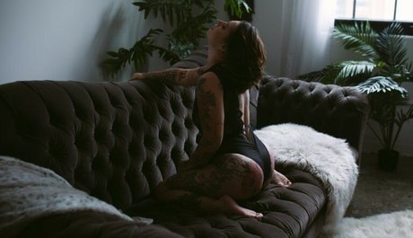 turkishhhdelighttt naked model images