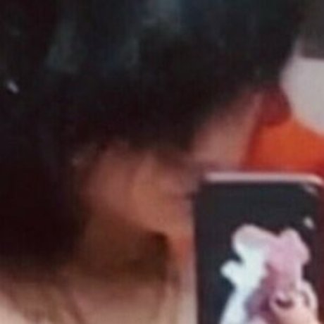 Vomitboyx erotic model photo