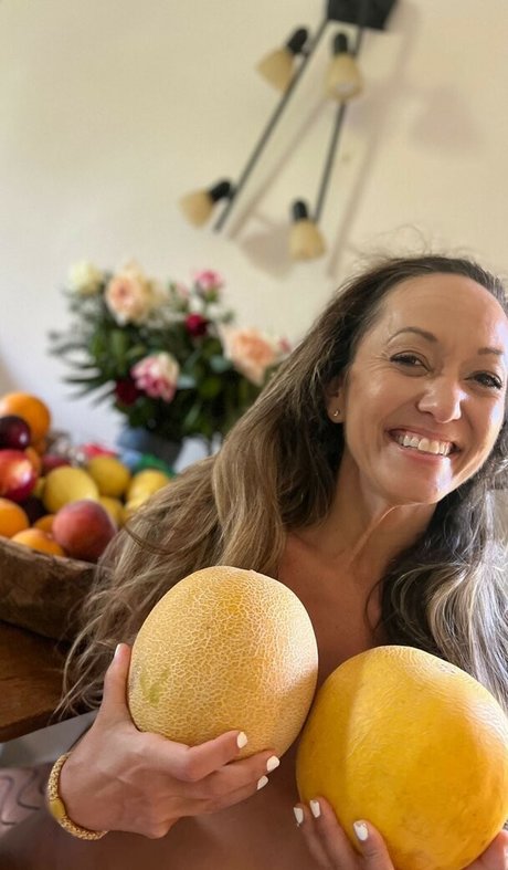 Kino MacGregor high quality actress pics