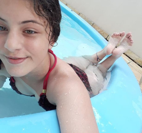 Friend s Pretty Feet xxx star galleries