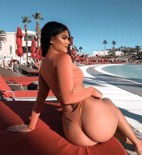 big ass lingerie onlyfans free sexy pic