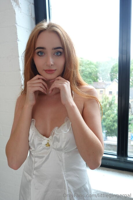 Littlegingergal model pretty pictures