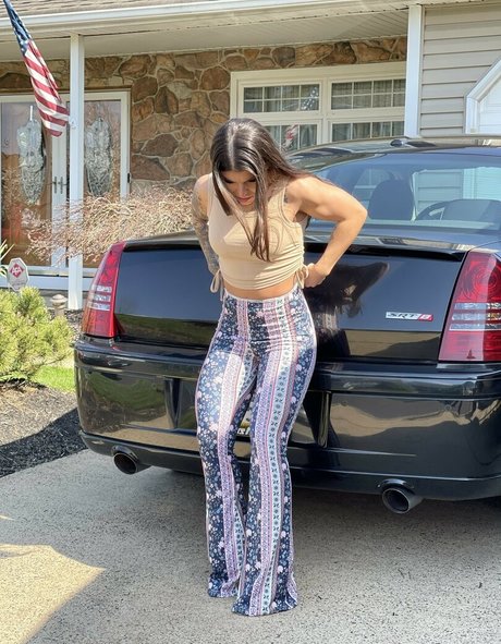 SuchaGoodGirlDanie erotic model photo