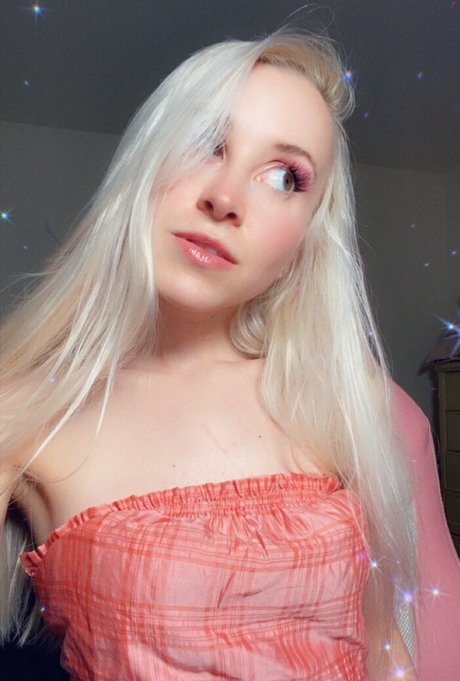 Faeriequeens nude star photo