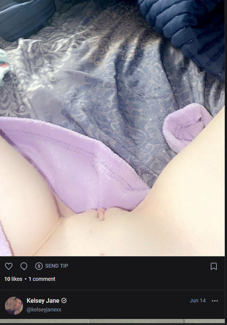 KelseyJaneXX exclusive pornstar image