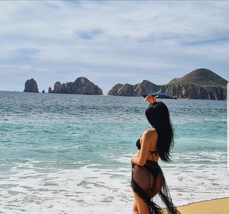 diana arias nice star image