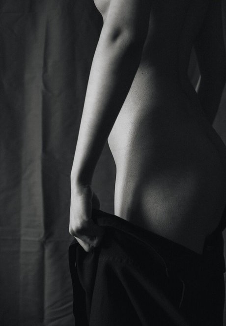 Valeria Shashenok model art images