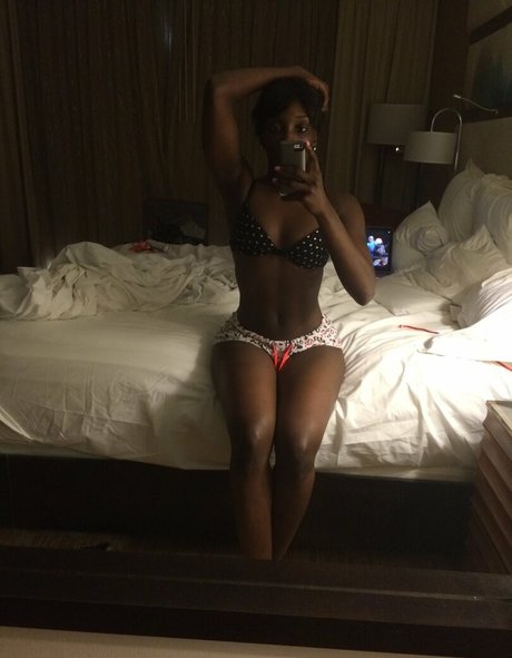 Dnay Baptiste adult model picture