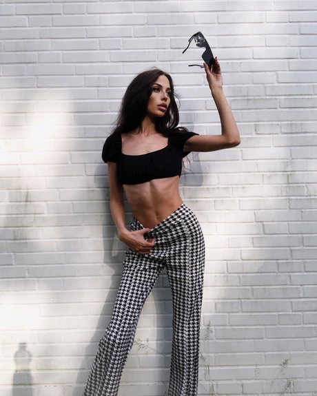 marlinskaa pornstar nudes pics