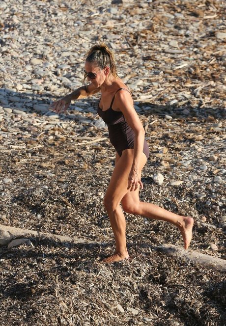 Sarah Jessica Parker exclusive model gallery