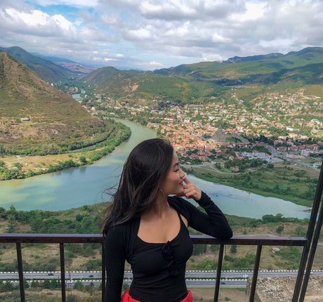 Anna Sawai sex star pics