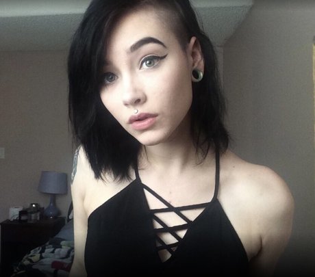 PaytonWolfe hd model photo