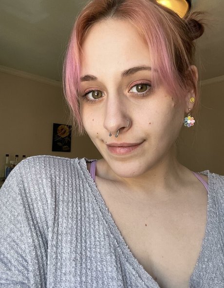 hunnyymustarddx xxx pornstar pic