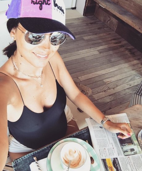 Caterina Balivo model sexy gallery